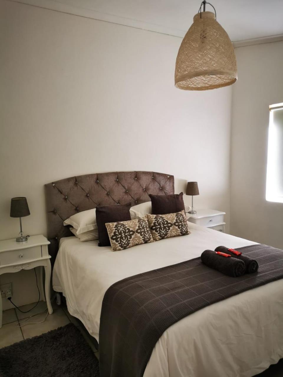 Sipreslaan Selfsorg Gastehuis Ladismith Bagian luar foto
